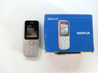 nokia-c1-01-rm-607-komplet-s-krabicou