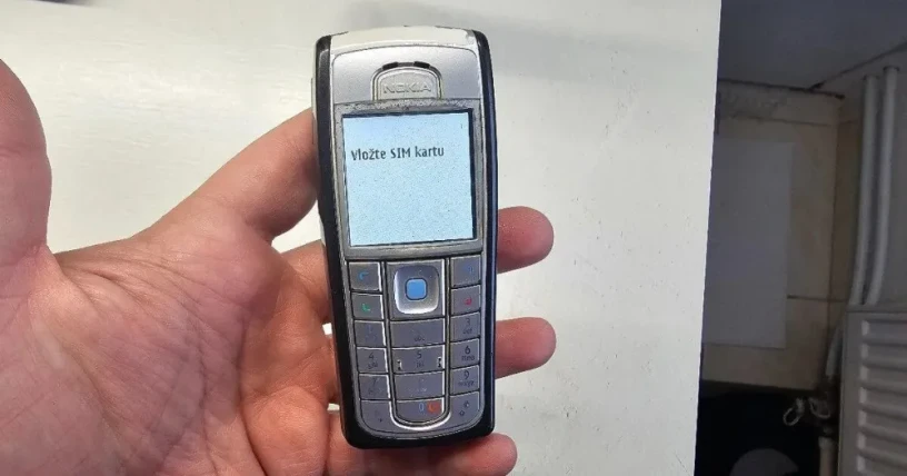 nokia-6230i-big-0