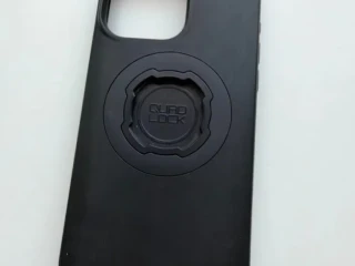 quad-lock-mag-kryt-na-iphone-15-pro-max