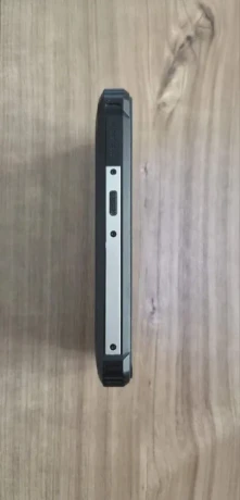 odolny-telefon-oukitel-wp5-big-2