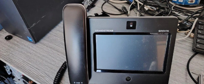 predam-voip-telefon-grandstream-big-2