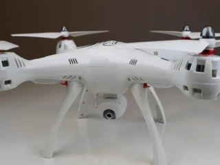 predam-dron-syma
