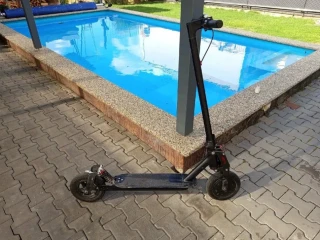 elektrokolobezka-xiaomi-m365