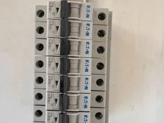 rozvodnica-8x-istic-eaton-2x-b10-6x-b16-komplet