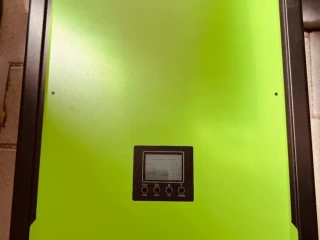 hybridny-menic-infinisolar-10kw