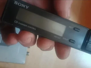ovladac-cd-menica-sony