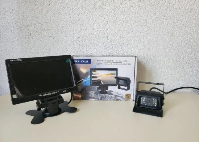 parkovaci-system-lcdkamera-78-600-big-0