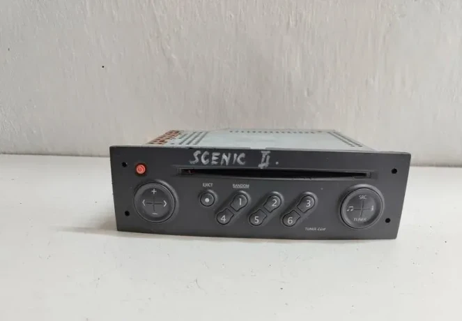autoradio-renault-scenic-ii-8200300858-30eur-big-0