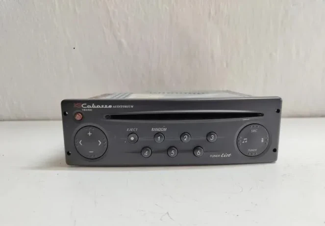 autoradio-renault-laguna-8200063200-30eur-big-0