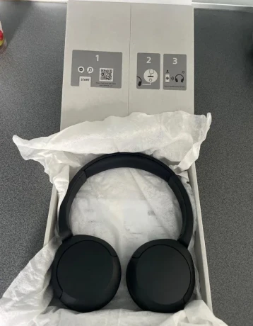 sony-wh-big-1