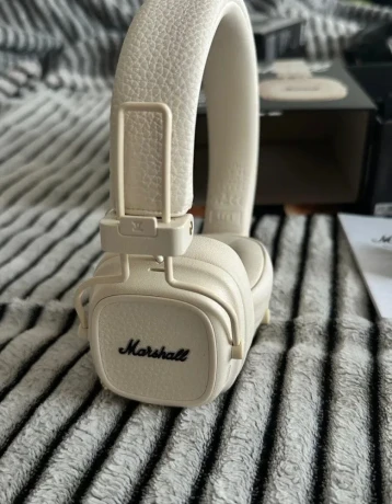 marshall-major-v-big-3