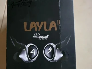 predam-sluchadla-astellkern-leila-2