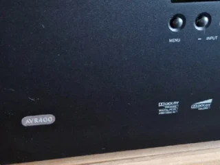 zosilovac-arcam-avr-400-71