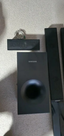 predam-samsung-reproduktory-a-subwoofer-bez-dvd-prehravaca-big-2