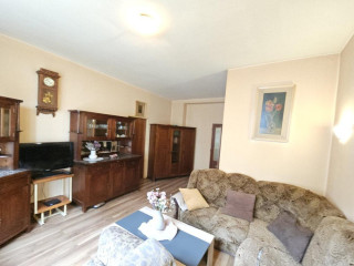 priestranny-tehlovy-3-izbovy-byt-v-centre-mesta-s-loggiou