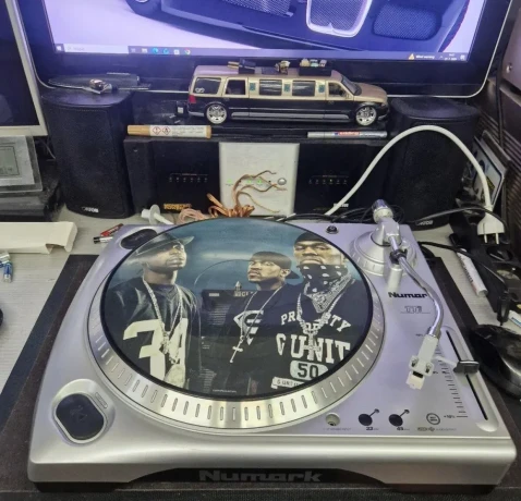 numark-tt-usbdj-gramo-big-0
