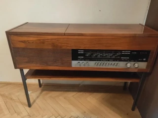 tesla-suita-1127a