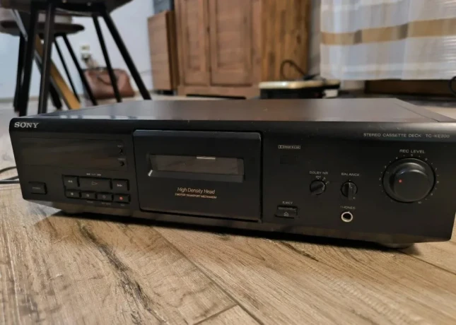 sony-deck-tc-big-2