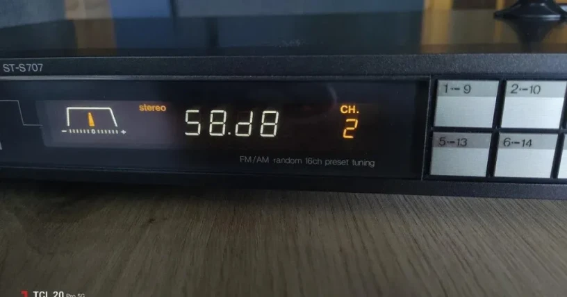 technics-st-s707-big-3