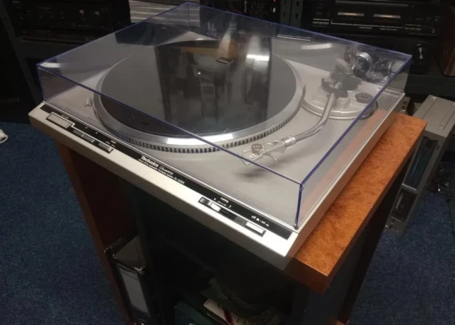 technics-sl-q303-big-1
