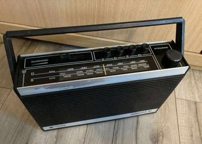 radio-unitra-big-1
