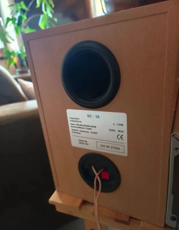 denon-ud-m50-big-2