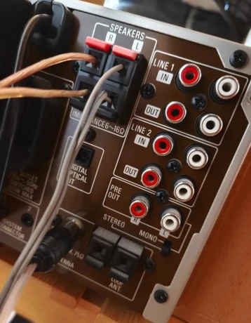 denon-ud-m50-big-3
