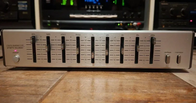 graficky-ekvalizer-micro-system-hi-fi-big-0