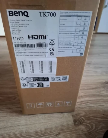 benq-tk700-big-1