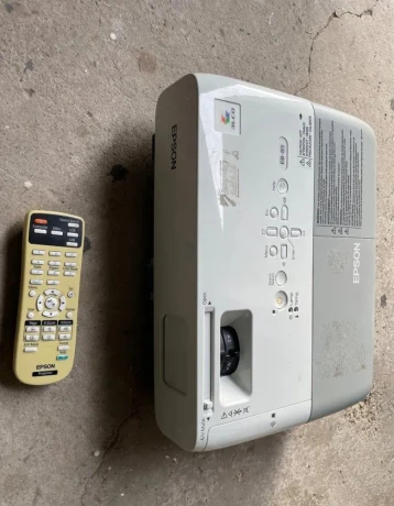 epson-eb-85-big-0