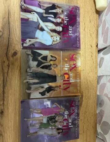 predam-dvd-sex-v-meste-kolekciu-big-0