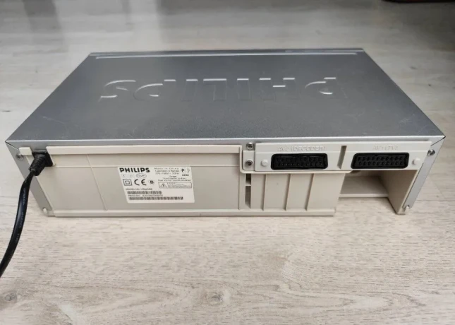 videorekorder-philips-vr540-6-hlavovy-big-3