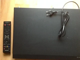 samsung-dvd-hr755