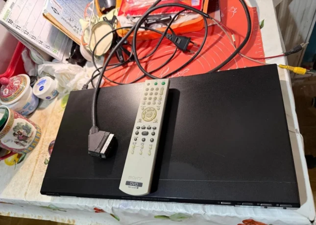 dvd-prehravac-sony-s-ovladacom-big-1