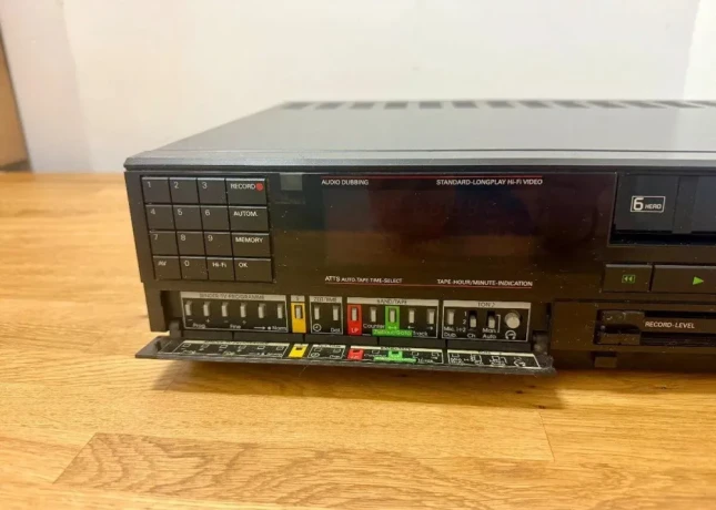 grundig-vs-380-big-1