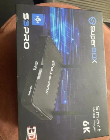 superbox-s3-pro-inteligentny-multimedialny-prehravac-s-dvo-big-0