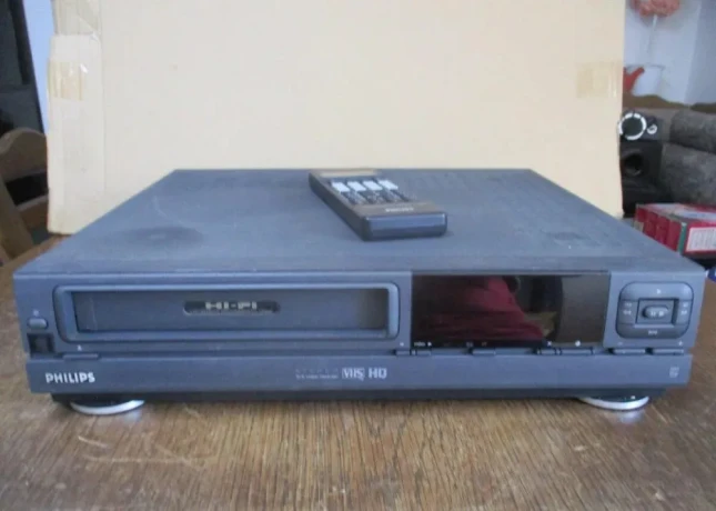 philips-vr-50202-hifi-stereo-vhs-big-0