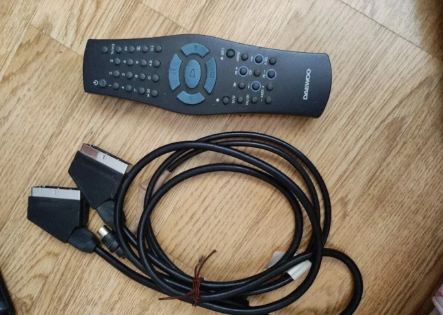 vhs-recorder-big-2