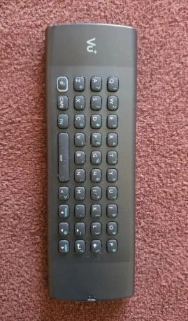 vu-qwerty-dialkovy-ovladac-big-1