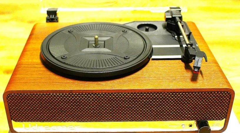 retro-gramofon-big-1