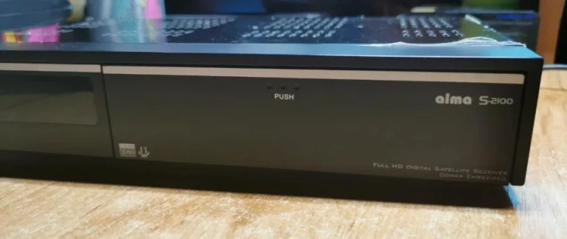 satelitny-prijimac-alma-s-2100-big-0