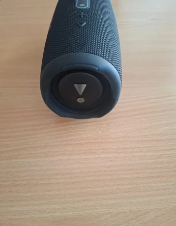 jbl-charge-5-big-2