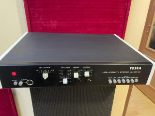 tesla-azs-220