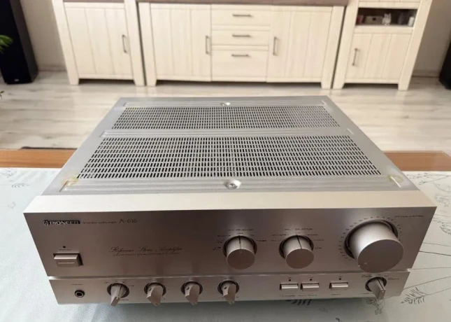 pioneer-a-616-big-1