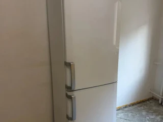 kombinovana-chladnicka-beko-cs-234030