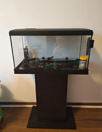 akvarium-55l-so-stojanom-big-0