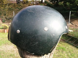 predam-prilbu-na-pioniera