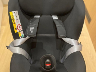 predam-autosedacku-britax-romer-dualfix-m-i-size-space-black