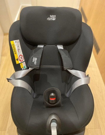 predam-autosedacku-britax-romer-dualfix-m-i-size-space-black-big-0