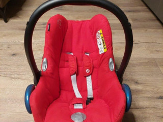 autosedacka-a-zakladna-maxi-cosi-cabriofix-0-13-kg